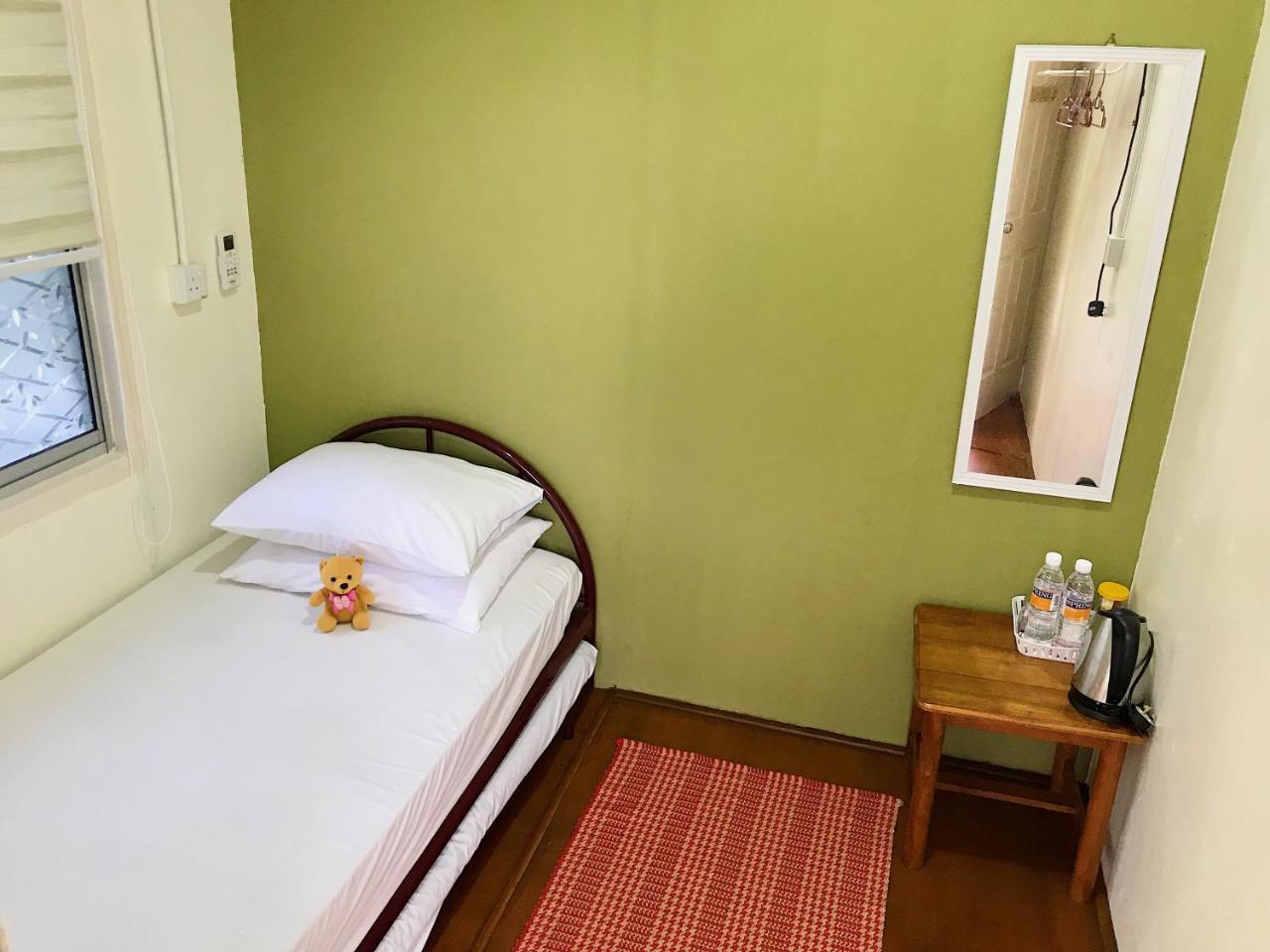 Merdeka Guest House 2 Kuching Dış mekan fotoğraf