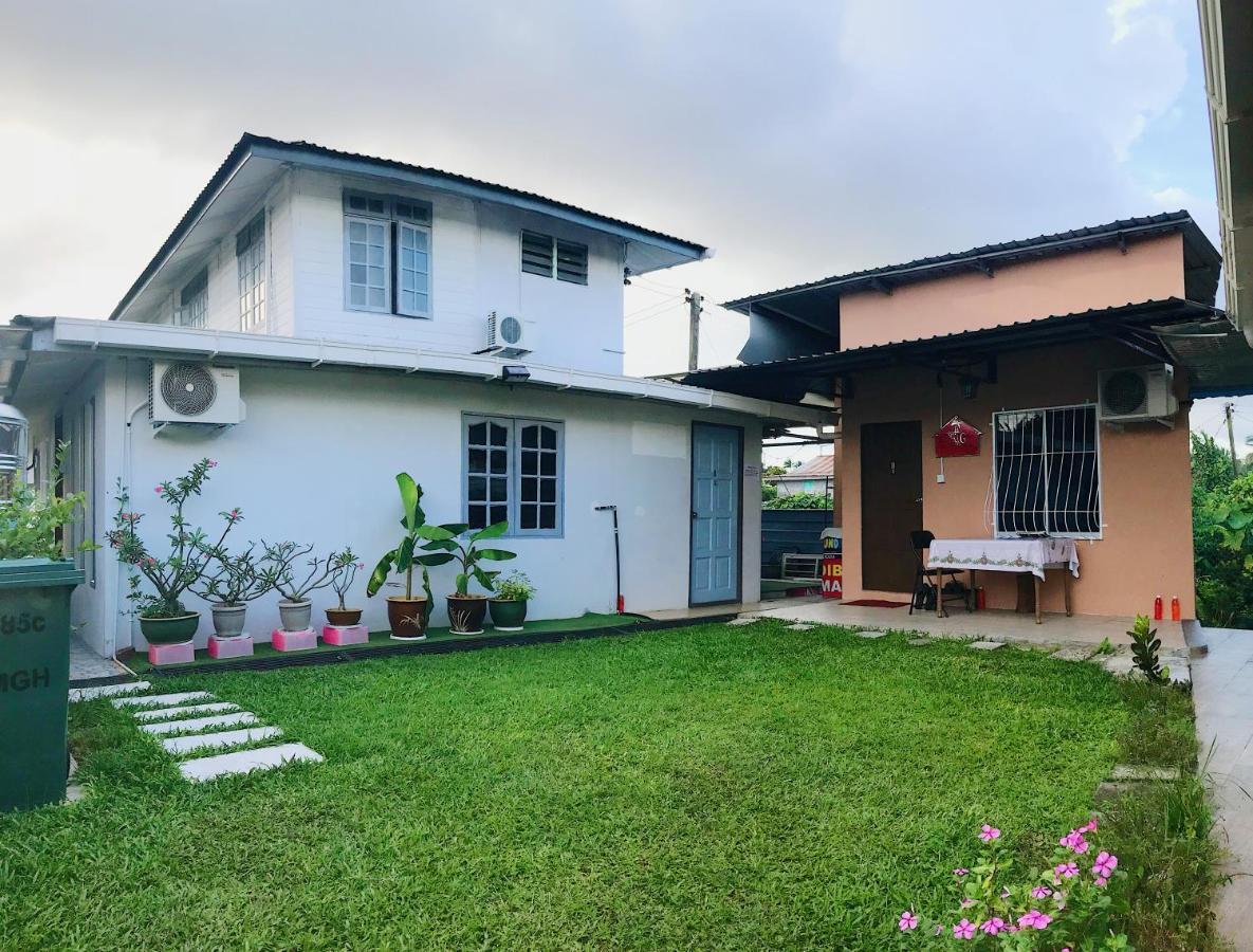 Merdeka Guest House 2 Kuching Dış mekan fotoğraf